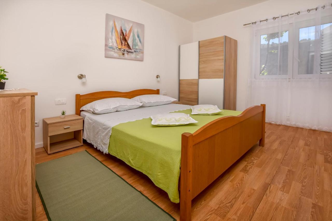 Apartments Matas Rogoznica  Eksteriør billede